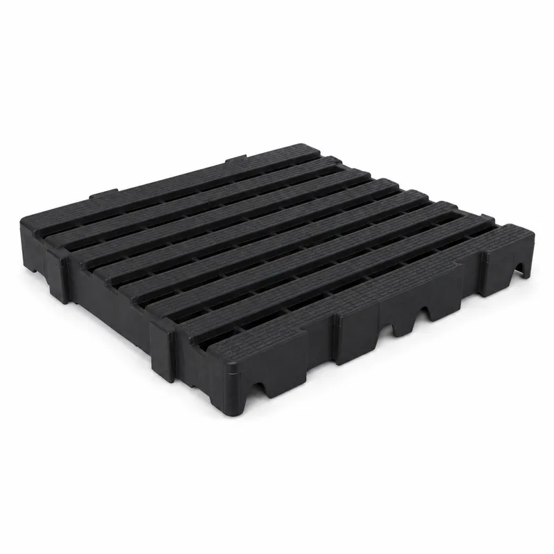 Estrado Forte RP plástico modular na cor Preto para indústria e comércio - Fabricante RP PLASS